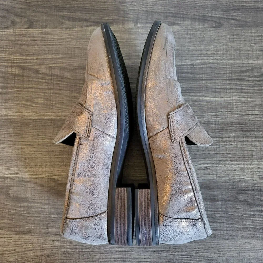 Clarks Metallic Copper Trish Rose Loafer Slip-On Shoe Faux Leather Size Womens 8